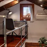 דירה Glass House - Loft 2 Minutes To Rialto Bridge & View ונציה