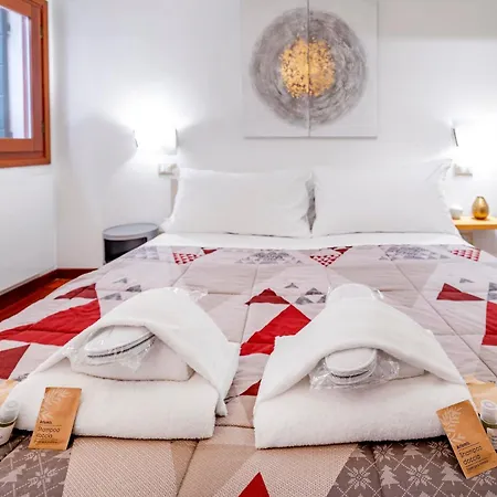 Glass House - Loft 2 Minutes To Rialto Bridge & View * Venezia