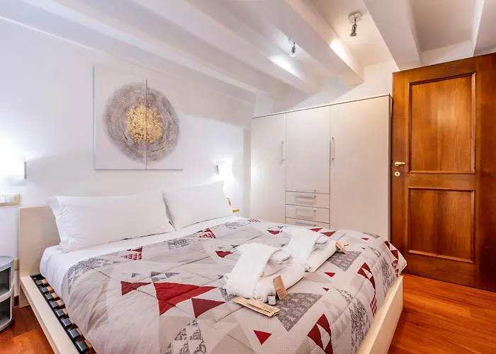 Glass House - Loft 2 Minutes To Rialto Bridge & View Appartamento Venezia