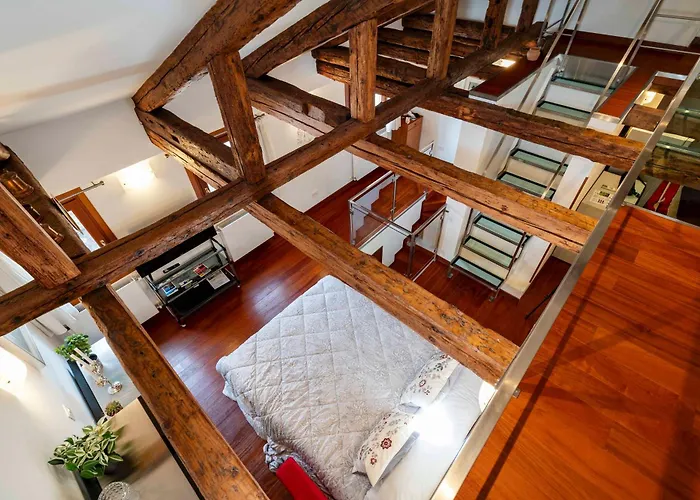 Appartamento Glass House - Loft 2 Minutes To Rialto Bridge & View Venezia